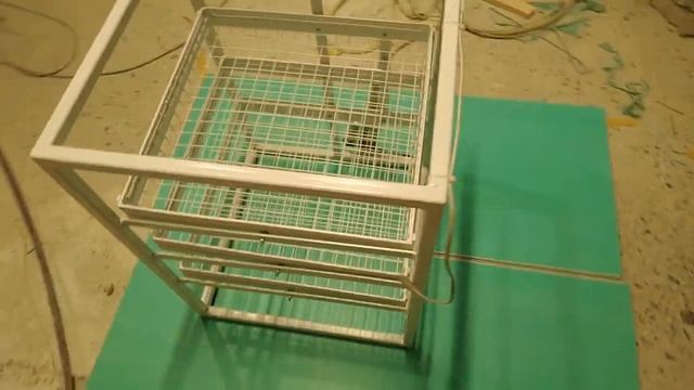 Новый универсальный инкубатор  на 300 яиц