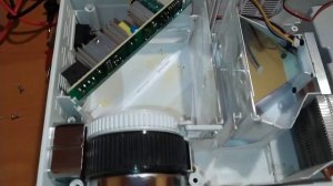 Ремонт проектора Чистка линз проектора Как почистить проектор от пыли Пыль в проекторе