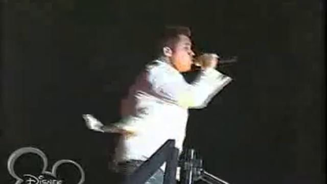 Breaking free Live - Drew Seeley & Vanessa Hudgens смотреть онлайн