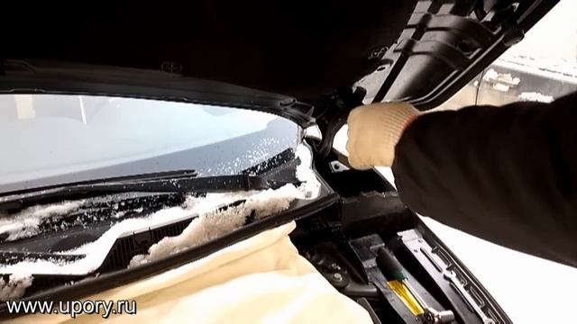 Установка комплекта упоров (амортиаторов) капота для Nissan Qashqai (2014-) от upory.ru смотреть онлайн