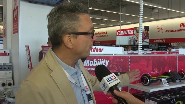 SAVIGNANO SUL RUBICONE: Media World apre il nuovo store - VIDEO смотреть онлайн