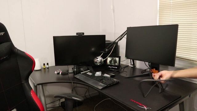 Setting up Alienware AW2518H 240hz Monitor смотреть онлайн