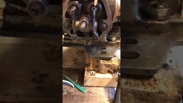 Yanmar YSE8 renovation Part 6 Adjust valves смотреть онлайн