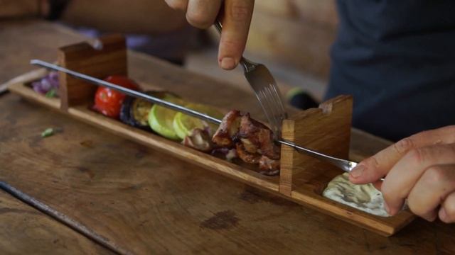 Тарелка для шашлыка (на 1 шампур) смотреть онлайн