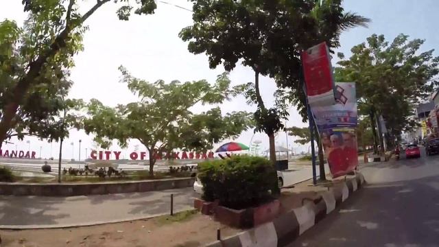 2015. Indonesia. MotoTravel. Город Makassar на острове Sulawesi смотреть онлайн