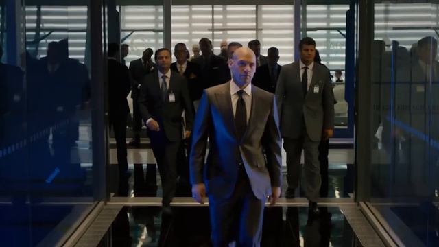 "Человек-муравей" 2015 - официальный тизер (Ant Man Teaser - 1st Human Sized) смотреть онлайн