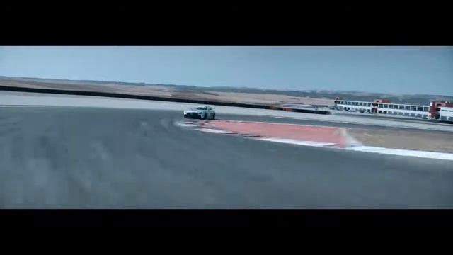 Mercedes-AMG GT4 смотреть онлайн