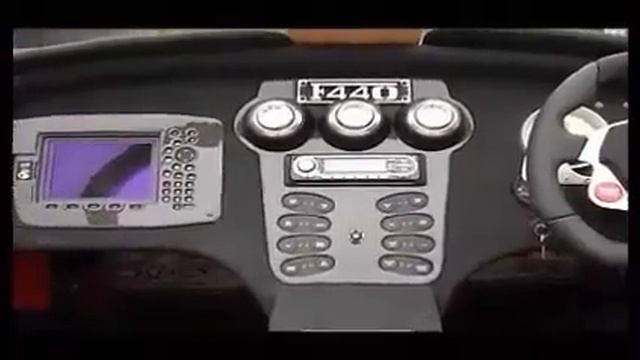 Ferrari Style Boat F440 Спортивный водный катер от Феррари F440 смотреть онлайн