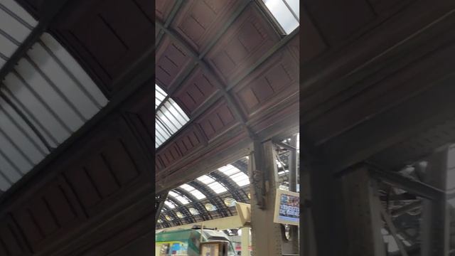 Milano Railway Station | Milano Centrale #shorts смотреть онлайн