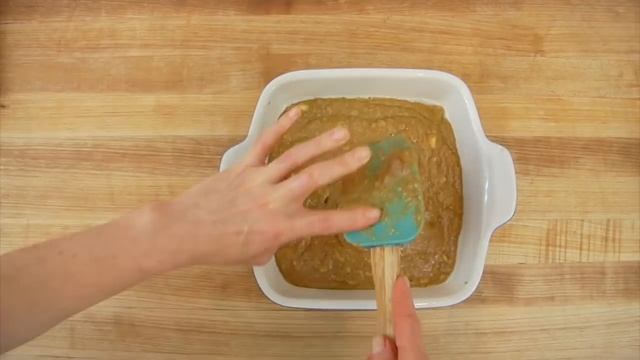 The BEST Banana Bread Recipe | Healthy + Easy