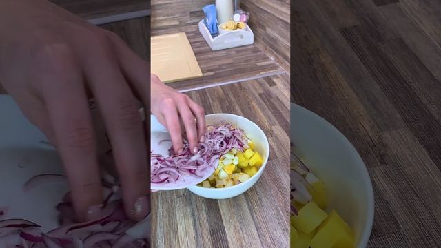 Салат с селедкой смотреть онлайн