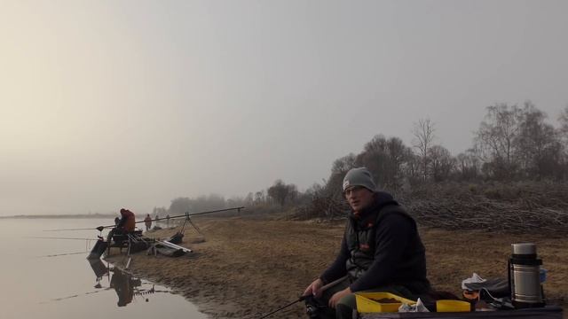 фидер и поплавок поздней осенью на водохранилище смотреть онлайн