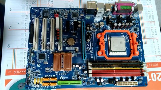 AM3 Sur Socket AM2 (et Pas AM2+ !)