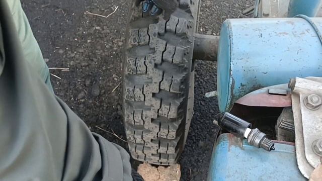 Завожу мотоблок "Беларусь 005" после зимы смотреть онлайн