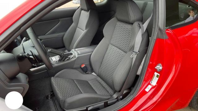 Toyota GR86: Differences in Base & Premium Models + interior details смотреть онлайн