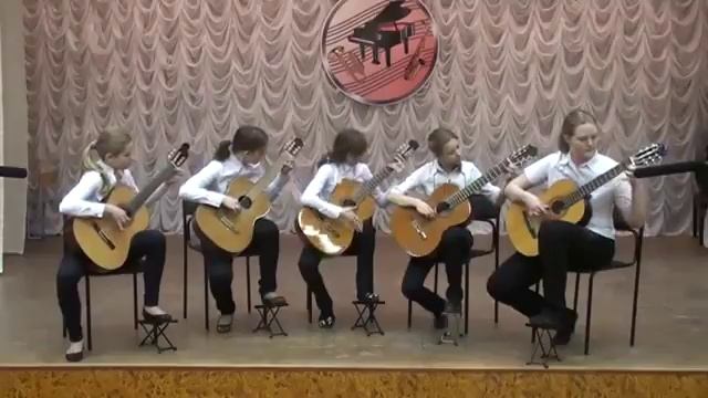 235 Ансамбль гитаристов г Кумертау Пьеса в стиле фламенко смотреть онлайн
