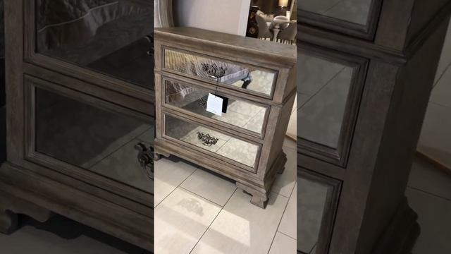 Новое поступление настоящей американской мебели из массива. Уже на витрине Да Винчи Ставрополь смотреть онлайн