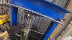 Замена сайлентблоков передних рычагов Volvo XC90