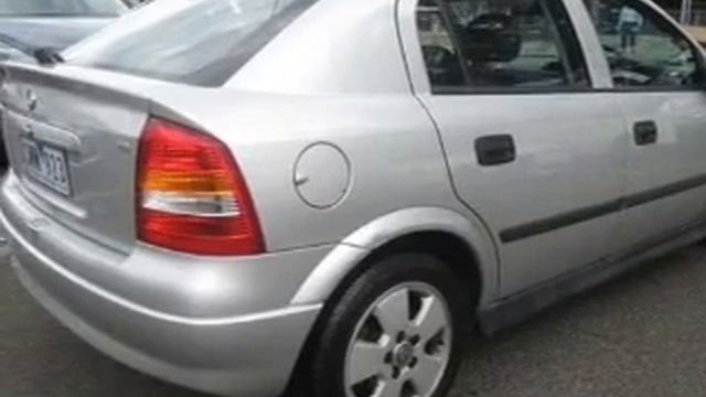 2004 HOLDEN Astra CD - Burwood VIC смотреть онлайн