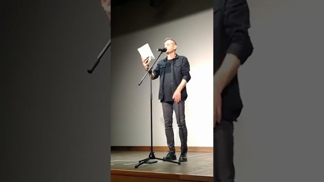 Сергей Жадан читает свои стихи 1.03.2020 2(3) смотреть онлайн