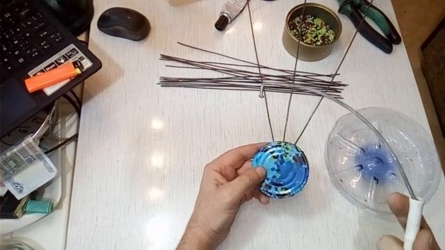 НОВЫЕ ДОНЫШКО И РУЧКА К КОРЗИНКЕ ИЗ ПЛАСТИКОВЫХ БУТЫЛОК смотреть онлайн