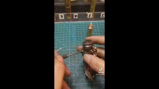 Шикарная зажигалка из гильзы смотреть онлайн