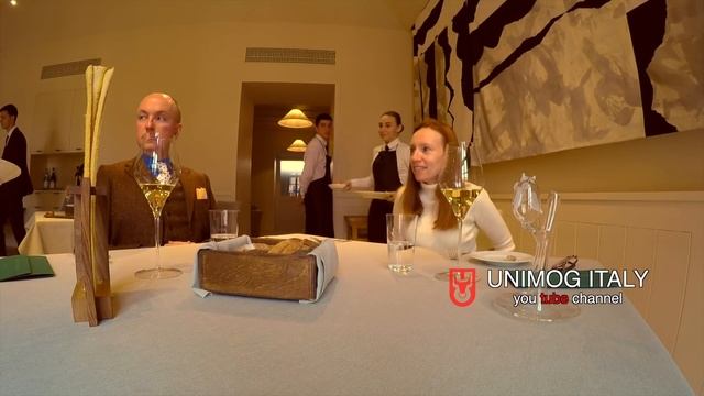 Piazza Duomo - restaurant "three Michelin stars" in Alba - Italy смотреть онлайн