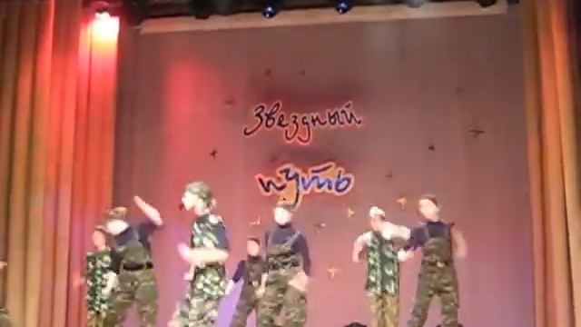 Военный танец коллектива "Настроение"(Оленегорск) смотреть онлайн