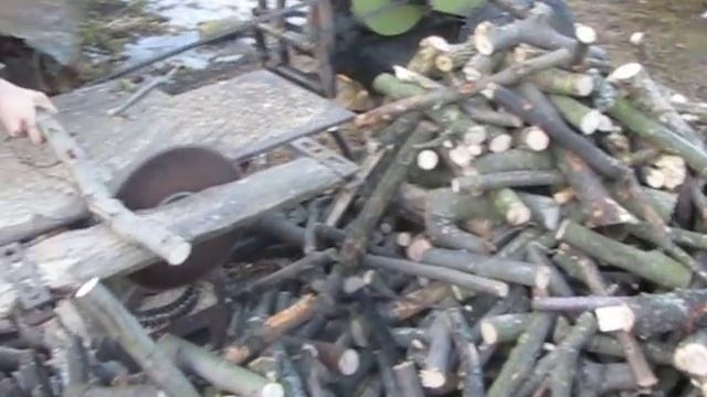 Дрова та мотоблок ЗУБР (циркулярка) / Дрова и мотоблок зубр смотреть онлайн