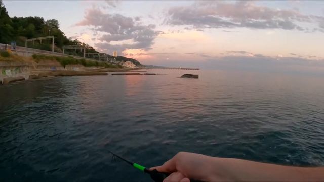 Ловля ставриды на пилькер TICT COOL JIG и Akara Teuri S702L-210 в Сочи смотреть онлайн