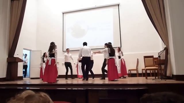 Italian dance Tarantella - Azerbaijan University of Languages смотреть онлайн