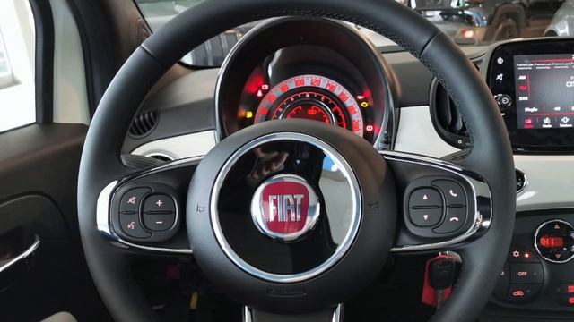 FIAT 500 1.0 HYBRID DOLCEVITA смотреть онлайн