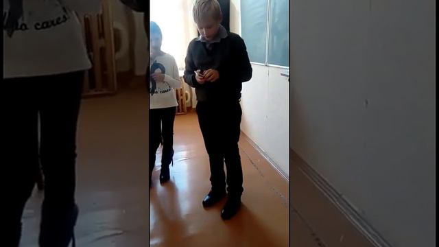 ломает айфон смотреть онлайн