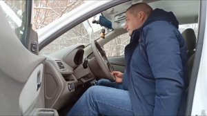 Правильная посадка за рулем автомобиля / Как настроить водительское кресло