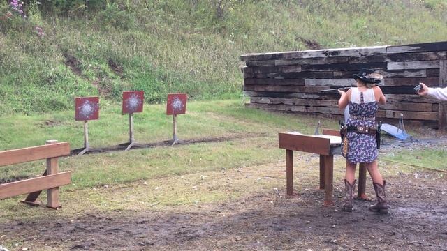 SASS Midwest Regionals "Gunsmoke" Clara Belle 10 years old Buckarette shooter. смотреть онлайн