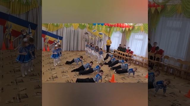 Танец "Моряки" старшая группа детского сада смотреть онлайн