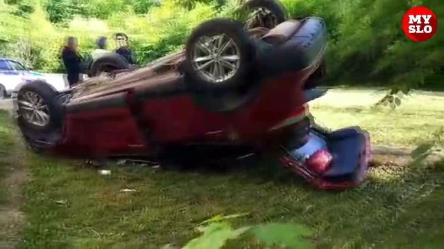 В Туле на улице Маргелова перевернулся "Ниссан" смотреть онлайн