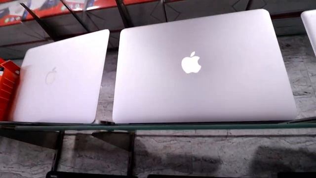 Branded Laptops Wholesale Market in Delhi | Second Hand Laptop | Laxmi Nagar Laptop Market смотреть онлайн