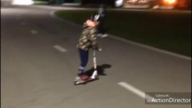 Мочим трюки на самокате смотреть онлайн