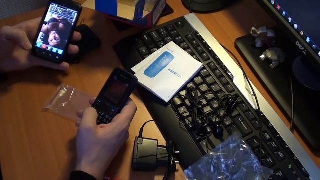 Мобильный телефон Nokia 100 (распаковка) смотреть онлайн