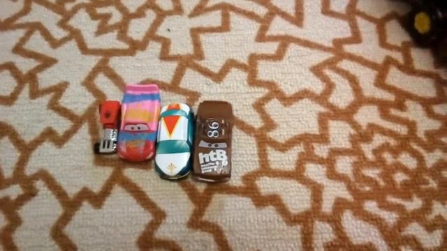 Зеленый трактор-экскаватор и желтый самосвал Полесье смотреть онлайн