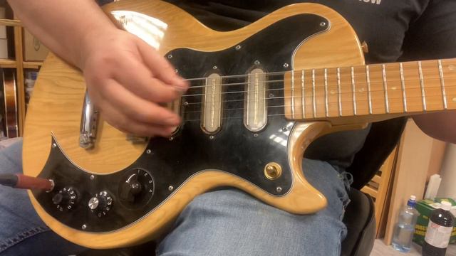 Sigma M guitar - switching system смотреть онлайн