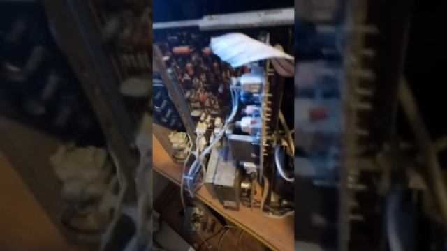 Чистка телевизора изнутри! смотреть онлайн