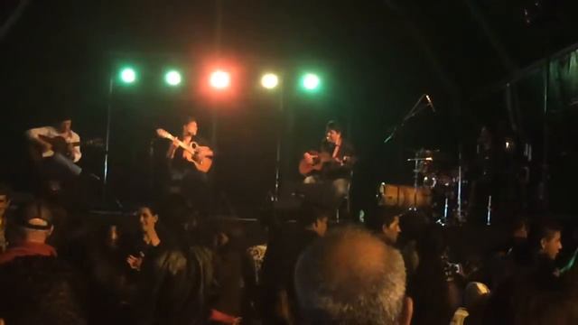 Som feito com a Behringer xr 18 смотреть онлайн