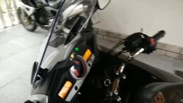 HONDA CBF 1000 FA смотреть онлайн