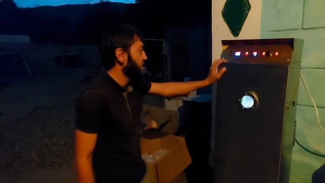 Коптим Бройлера в Коптильне от ПМЗ...Крутая Штука!