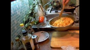 Жарить квашеную капусту просто на сковороде быстро вкусно  Домашняя еда  Проверьте и вы    Еда п
