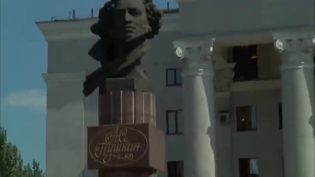 Где-то там далеко смотреть онлайн