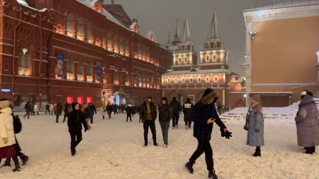 ВЛОГ №4 - ГАСТРОМАРКЕТ ВОКРУГ СВЕТА / СНОВА ЗАГС / РЕСТОРАН ИЗ ГИДА МИШЛЕН АВОКАДО QUEEN ПАТРИКИ смотреть онлайн