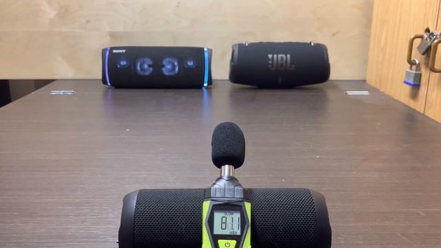 Sony SRS XB-43 vs JBL Xtreme 3 sound battle смотреть онлайн
